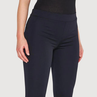 Elegant black cigarette pants from Pantaloni Outlet, offering sleek style and comfort for any occasion.