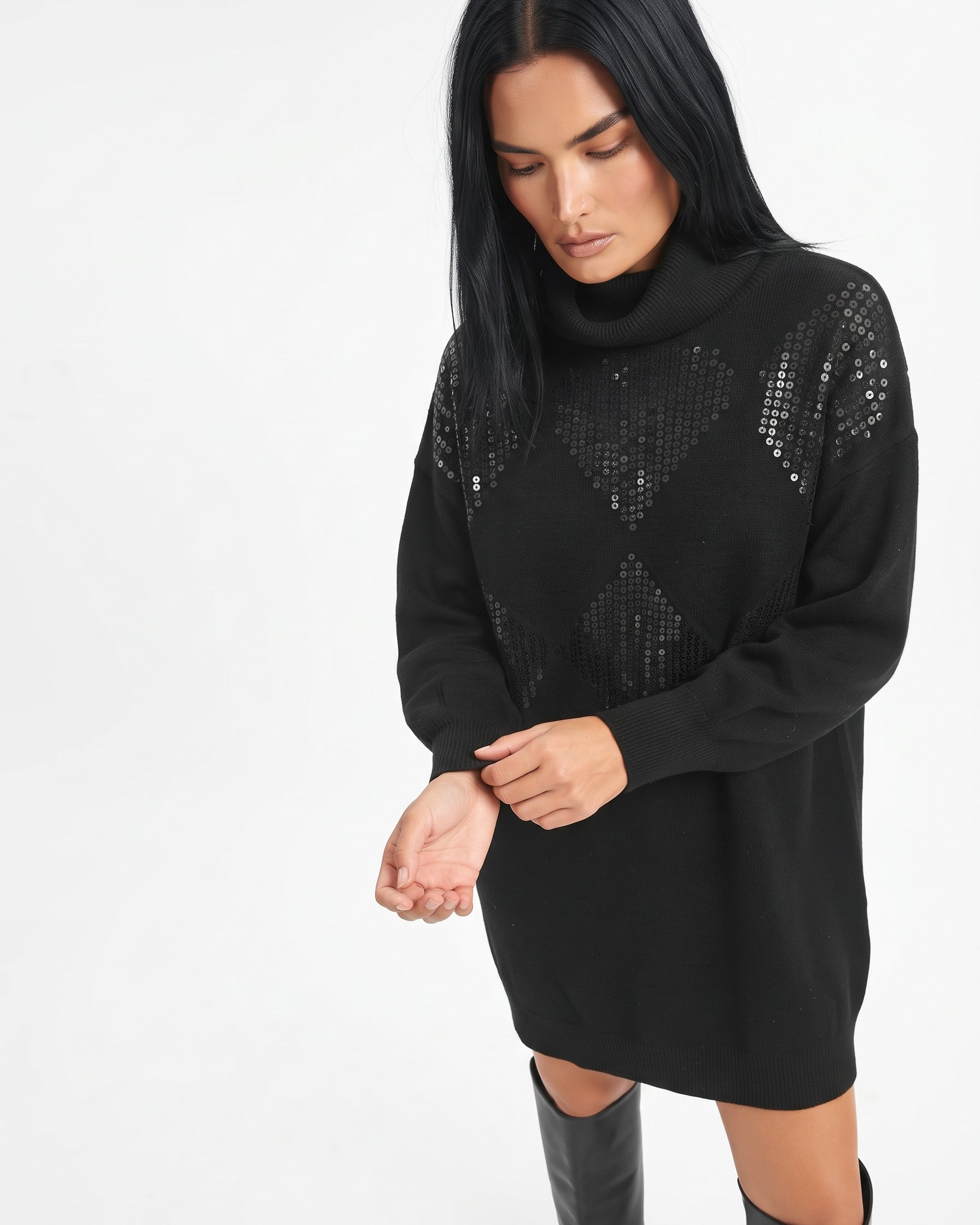 Abito collo removibile e rombi paillettes