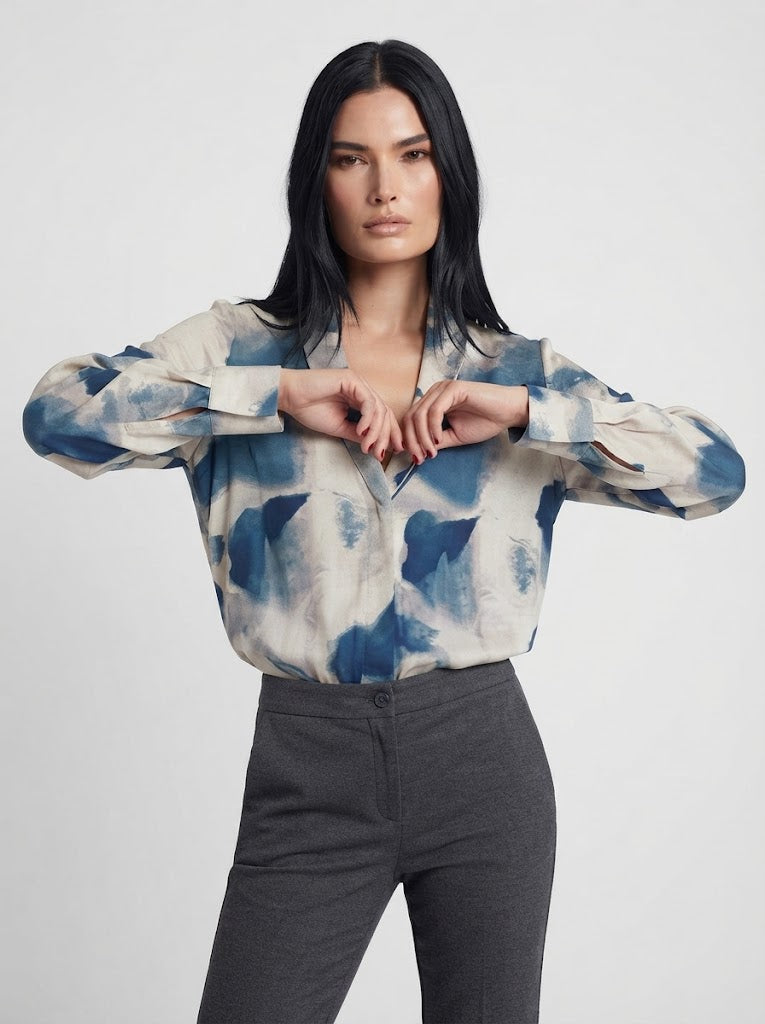 Blusa scollo a V con sciarpetta