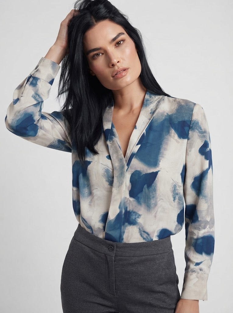 Blusa scollo a V con sciarpetta