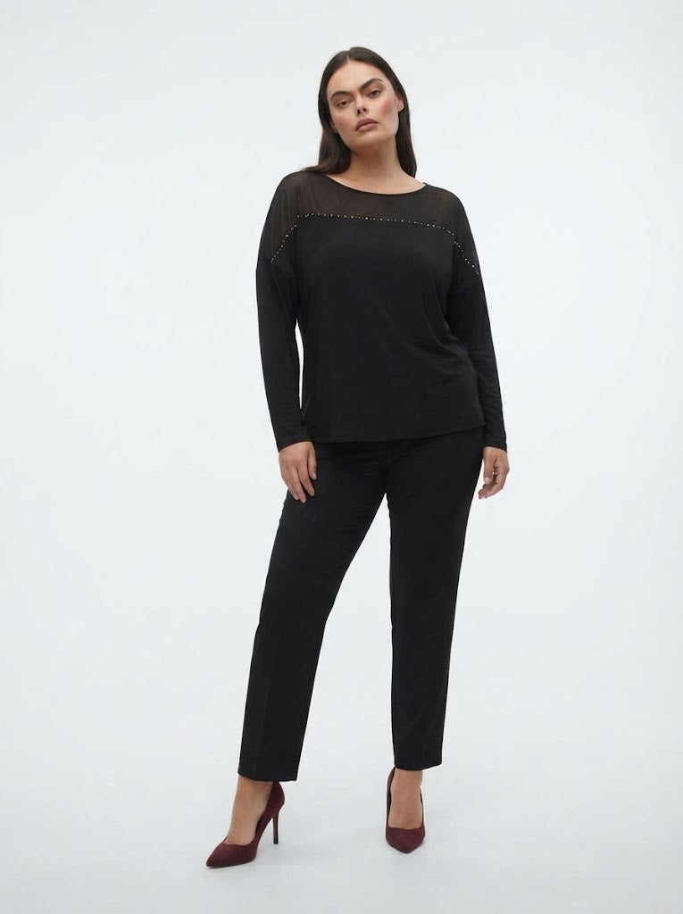 Blusa con carré trasparente