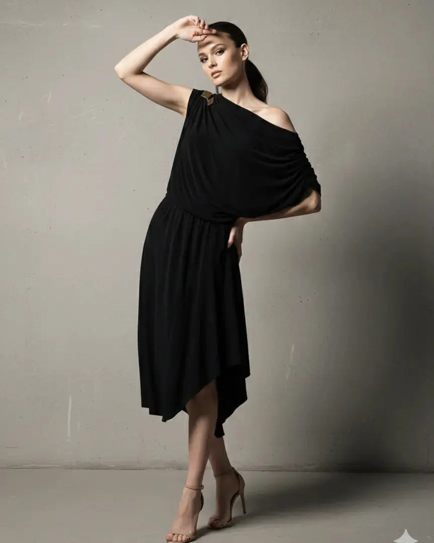 Abito con accessorio metallico DORABELLA