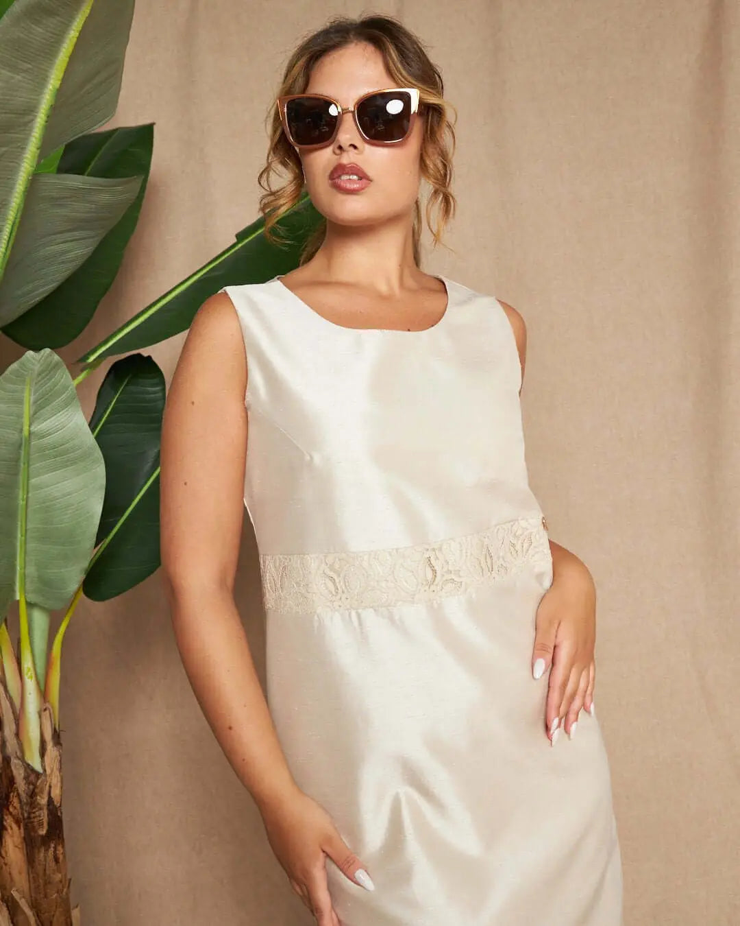 Abito giromanica a tubino in shantung con inserto in pizzo in vita CHAMPAGNE DORABELLA COUTURE