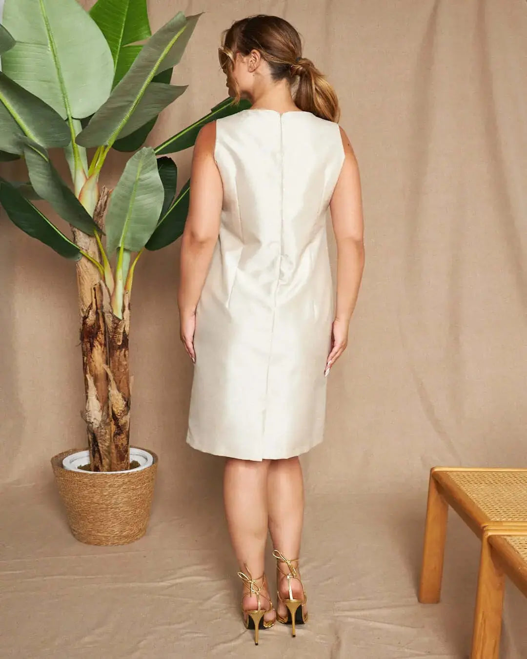 Abito giromanica a tubino in shantung con inserto in pizzo in vita DORABELLA COUTURE