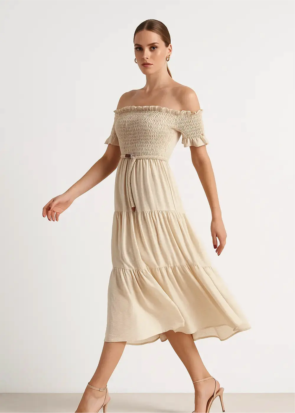 Abito in schiffer con balze e cintura in rafia Unica by Dorabella