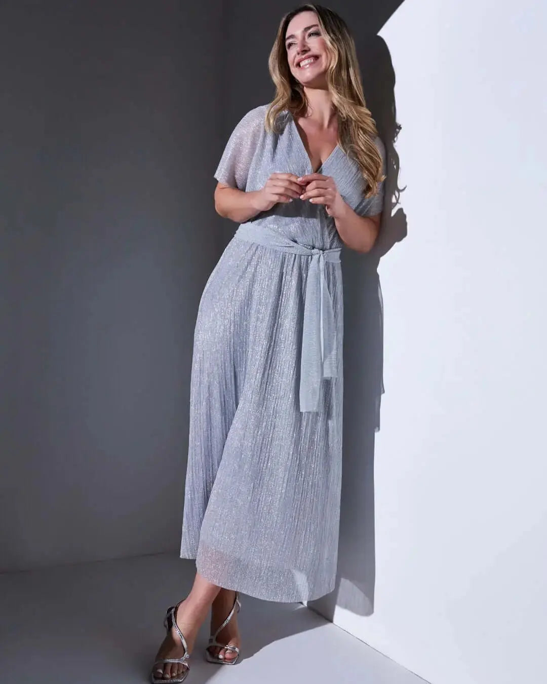 Abito lungo in tessuto lurex con fusciacca in vita. ARGENTO DORABELLA XXL