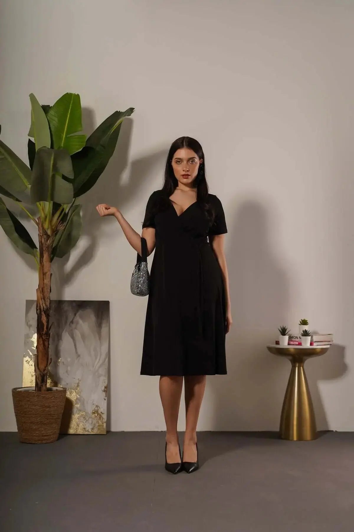 Abito mezza manica midi in tinta unita a portafoglio NERO DORABELLA XXL