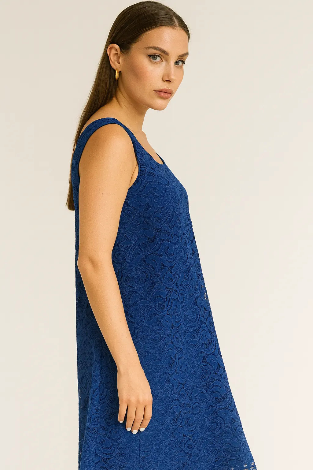 Abito midi a girocollo in pizzo DORABELLA – Dorabella