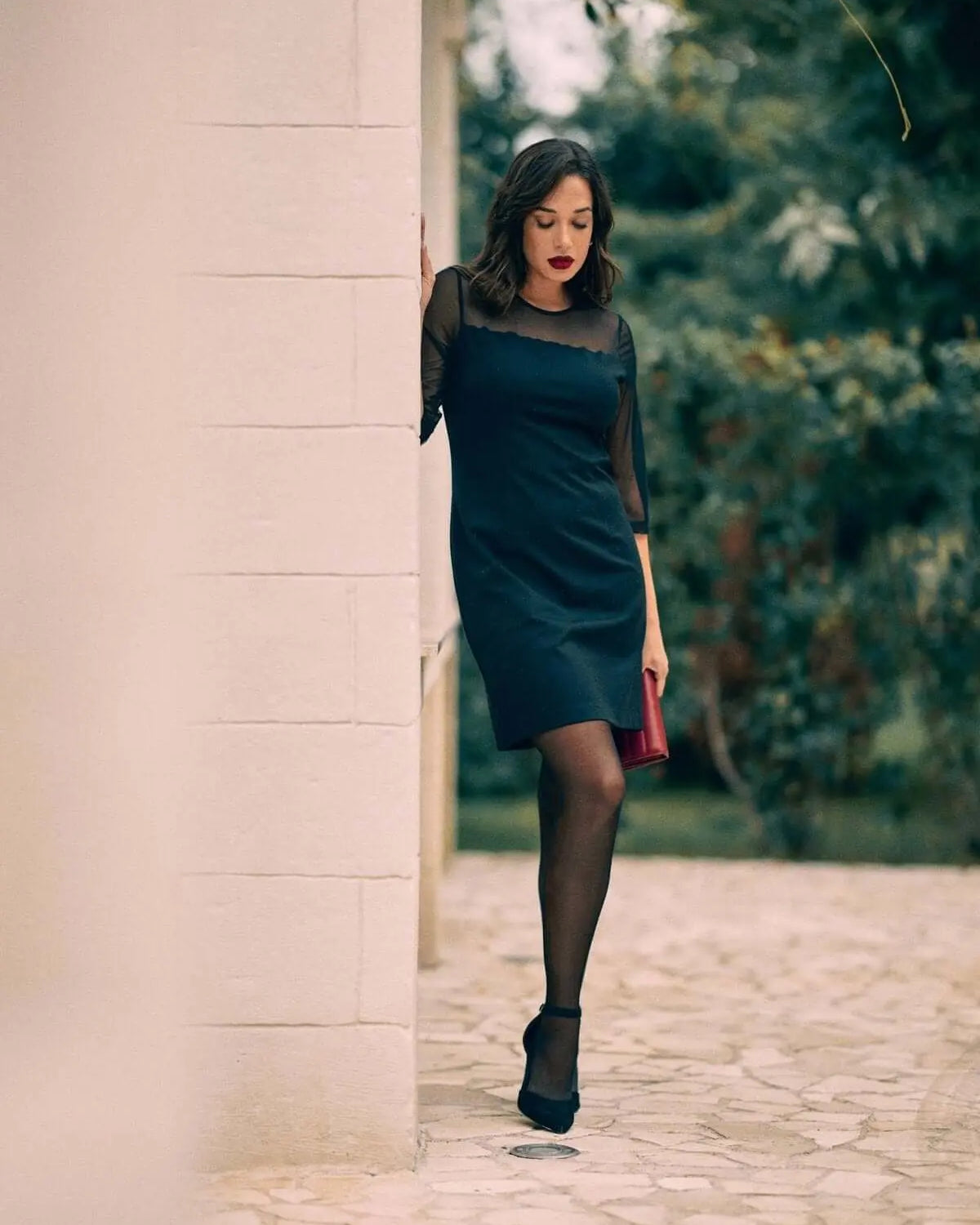 Abito midi con dettagli strass ed inserti in microrete NERO DORABELLA XXL