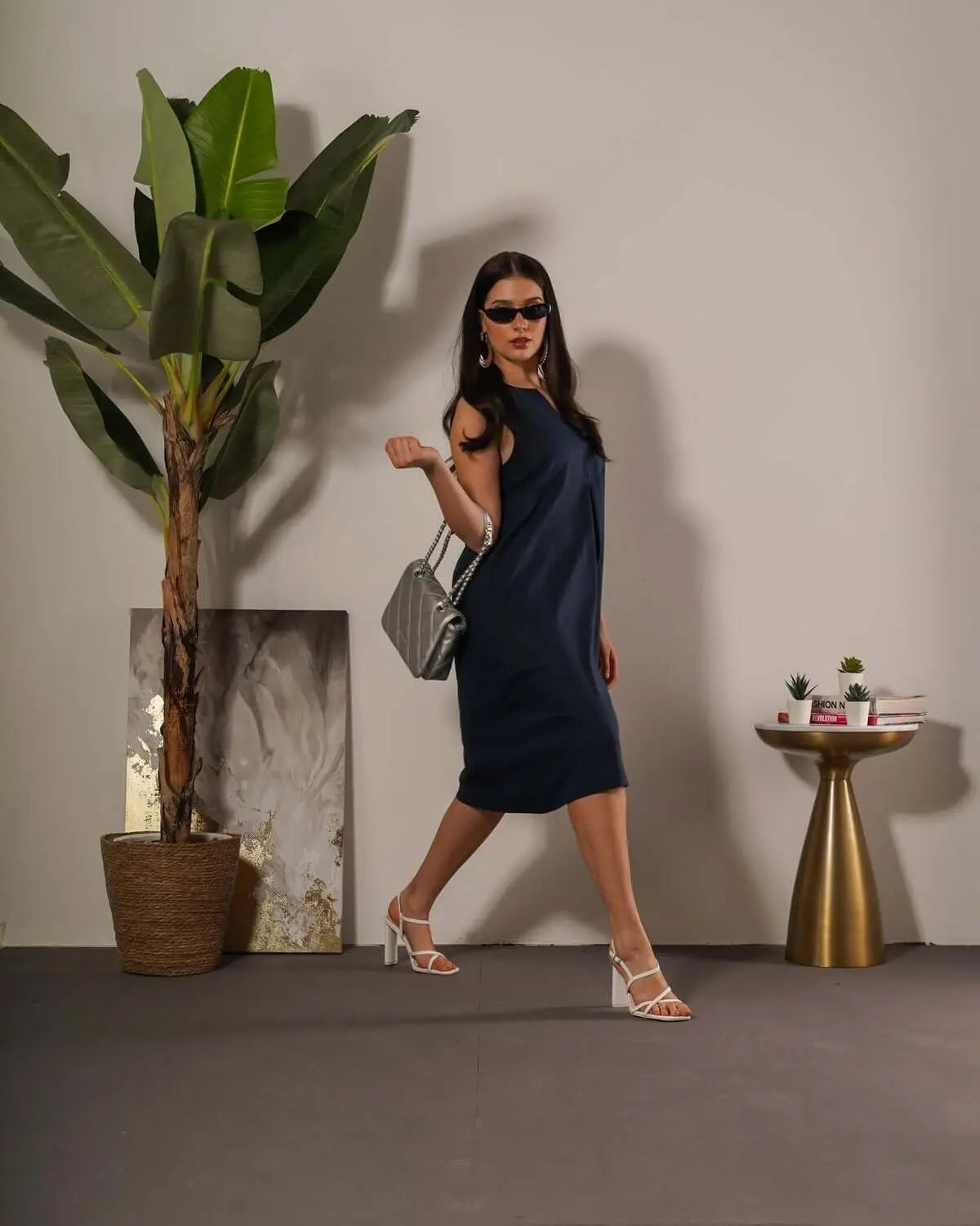 Abito smanicato in misto lino con baciapiega BLU DORABELLA