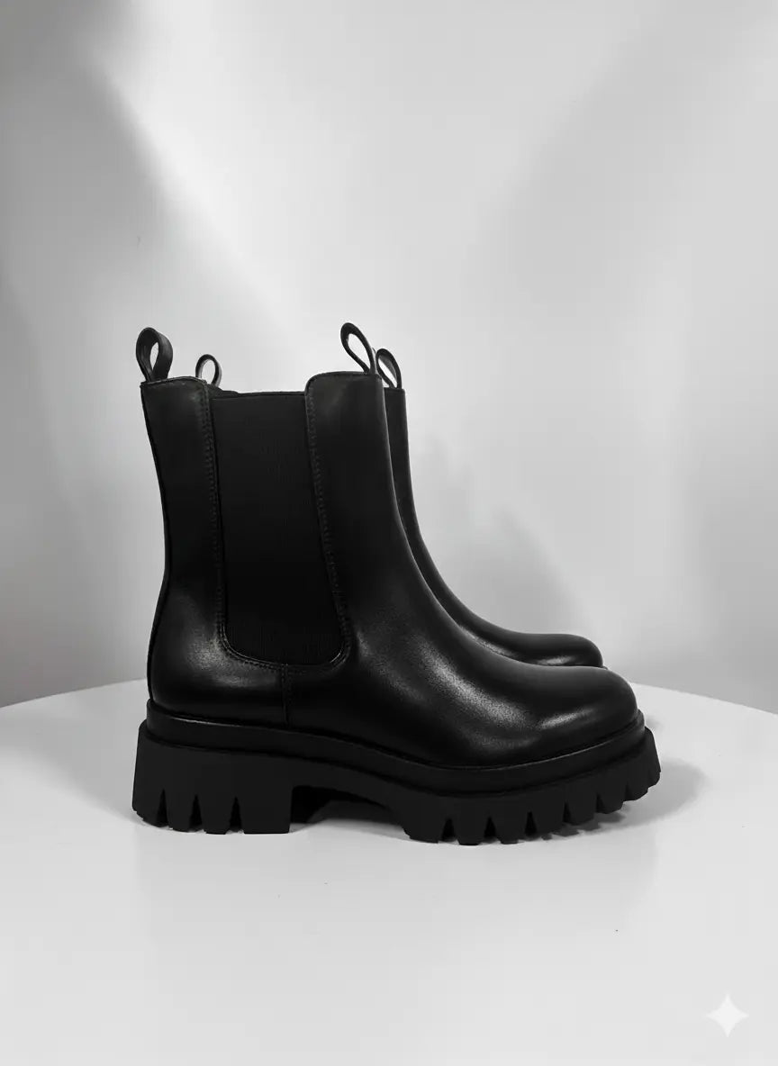 Anfibi con zip laterale e suola alta Dorabella Nero / 41