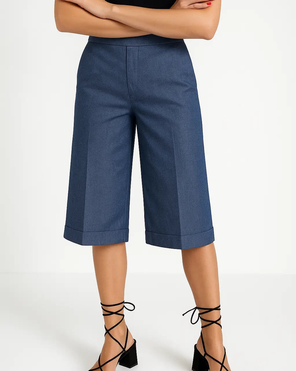 Bermuda con risvolto sul fondo denim Dorabella