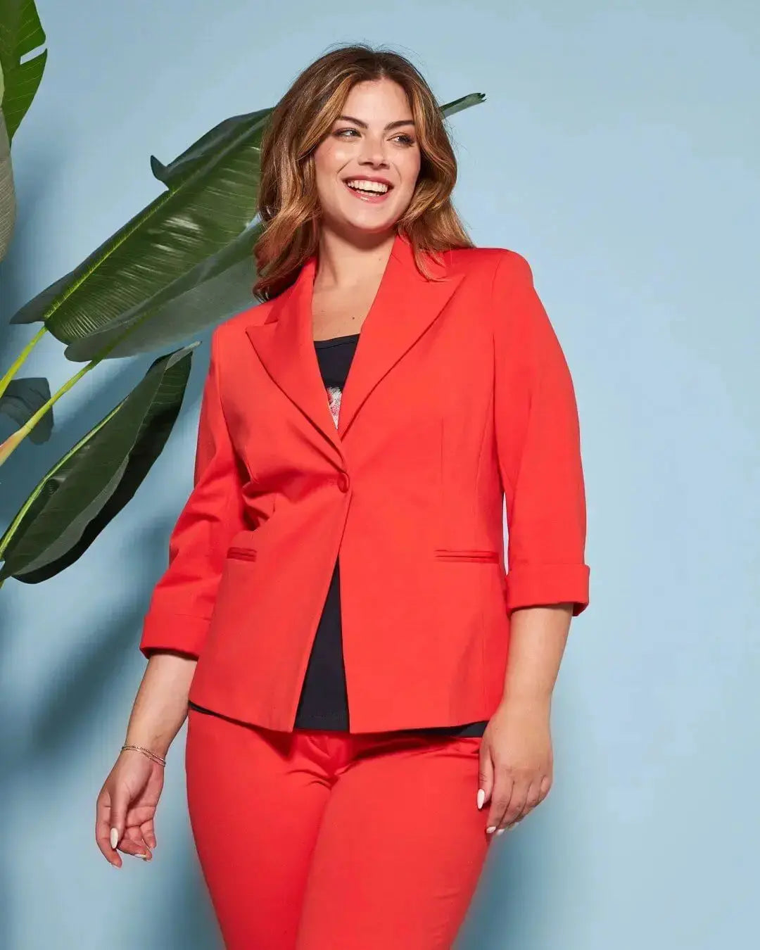 Blazer corto senza revers in jersey punto Milano elasticizzato di misto cotone DORABELLA