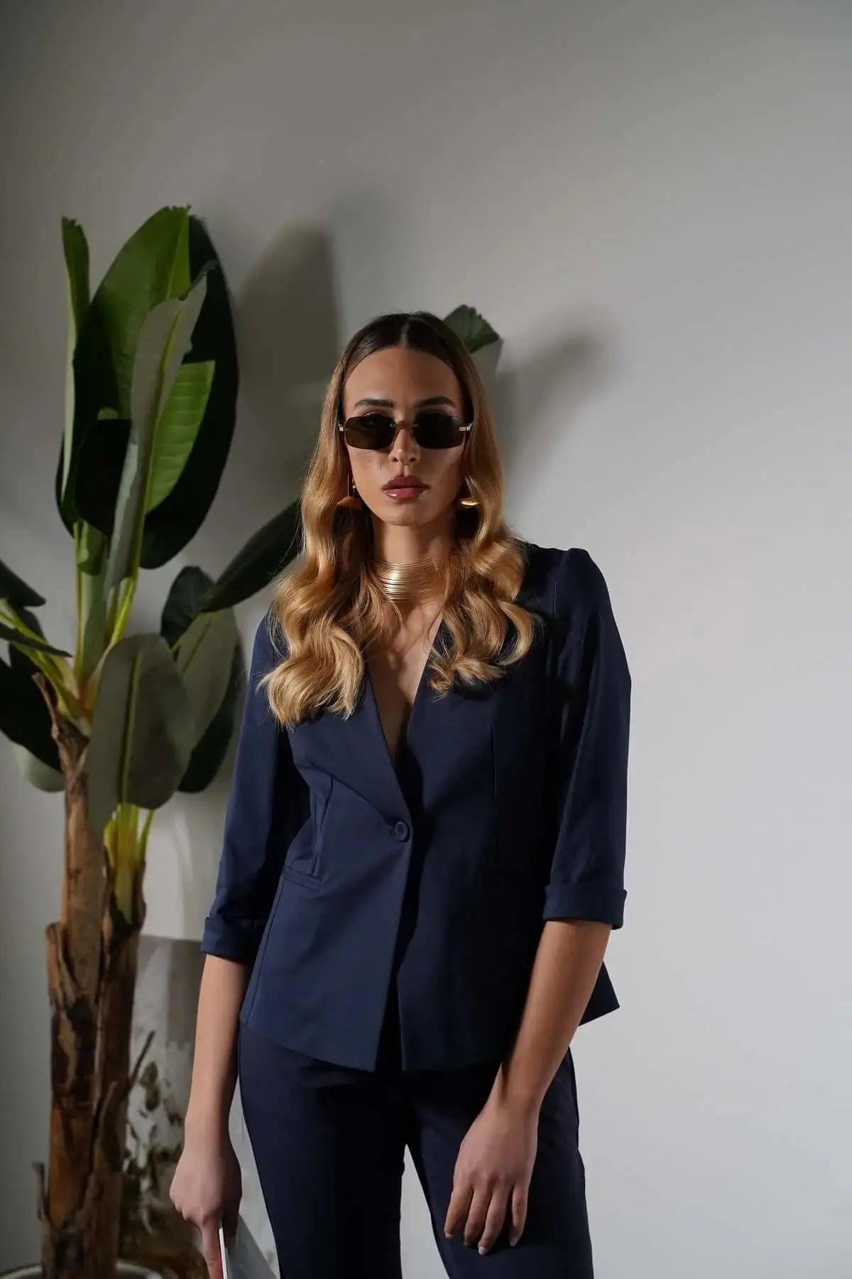 Blazer corto senza revers in jersey punto Milano elasticizzato di misto cotone BLU DORABELLA