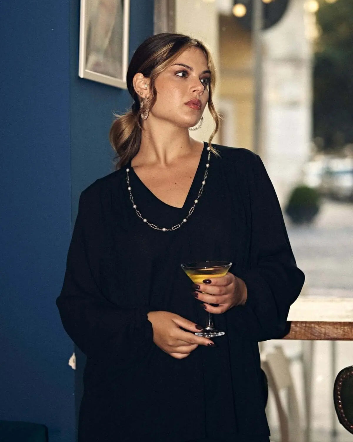 Blusa con pince e collana accessorio NERO DORABELLA PIU' 49