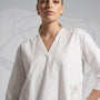 Blusa con ricamo DORABELLA