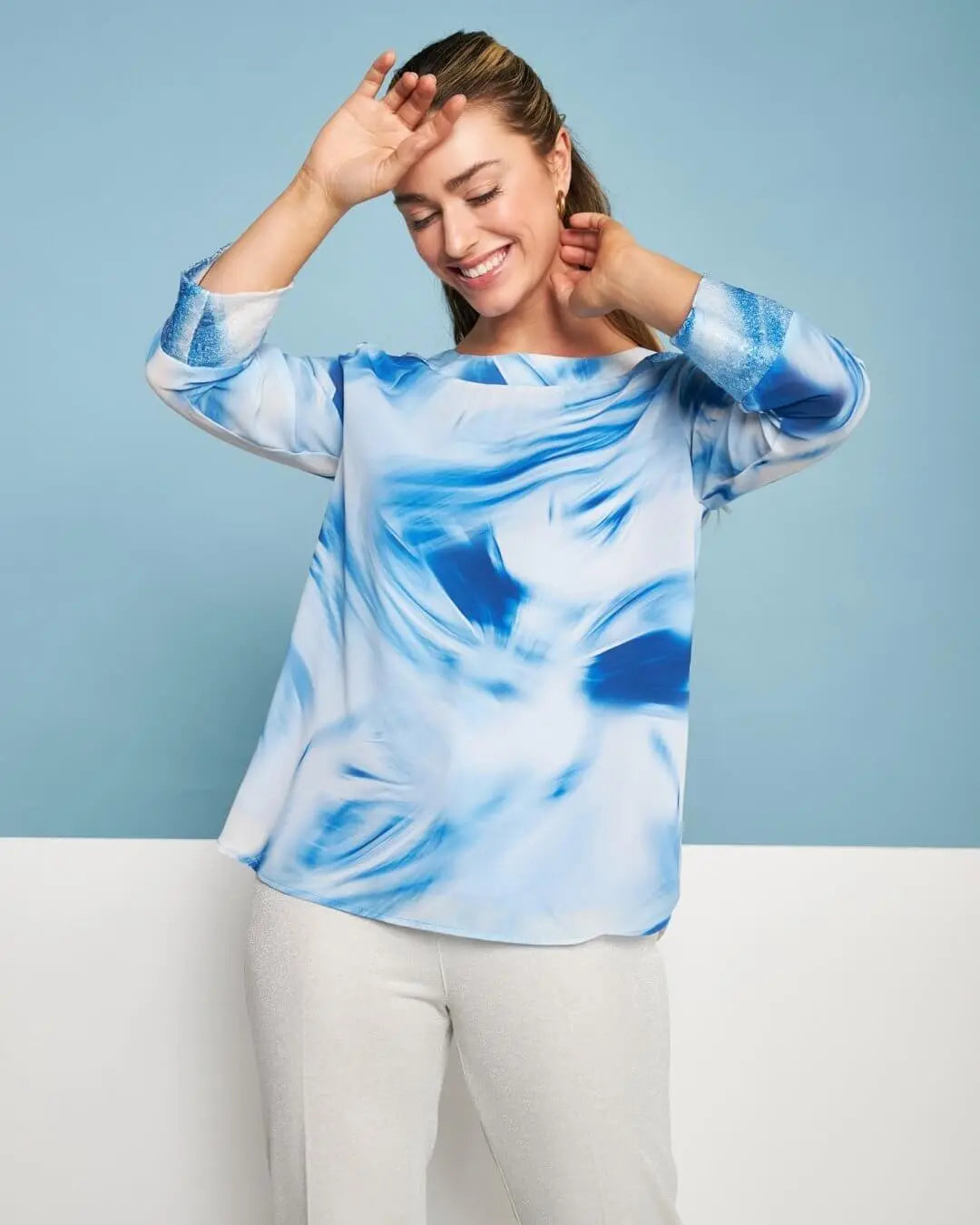 Blusa fluida in georgette con fantasia astratta sfumata e dettagli in paillettes AZZURRO DORABELLA XXL