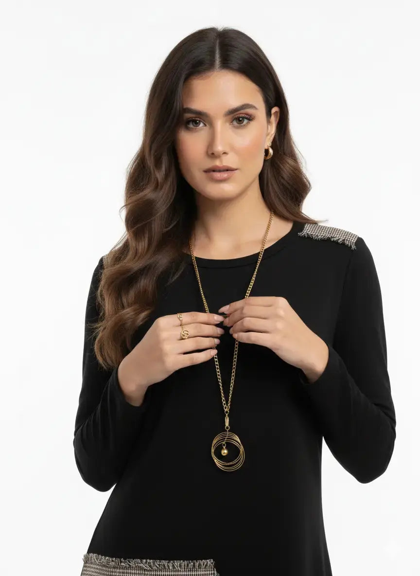 Blusa girocollo con collana accessorio DORABELLA