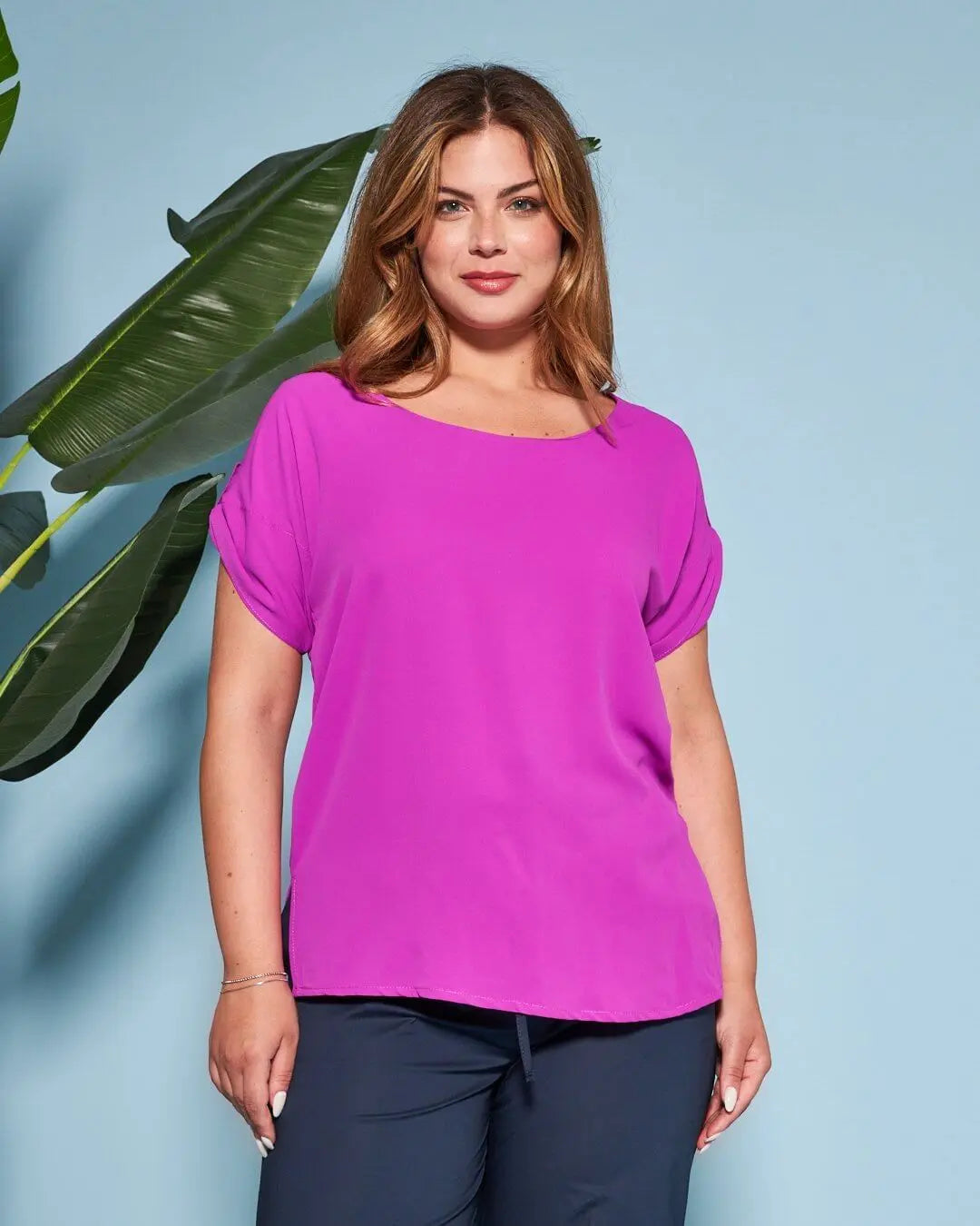 Blusa girocollo tinta unita o fantasia con maniche corte kimono e spacchi laterali FUXIA DORABELLA