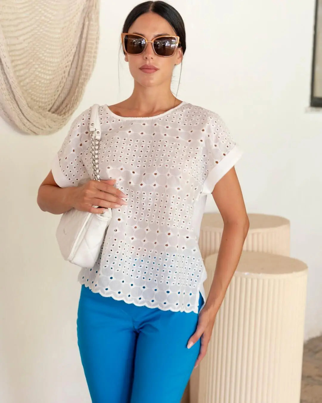 Blusa in pizzo San Gallo a mezza manica e risvolto BIANCO DORABELLA
