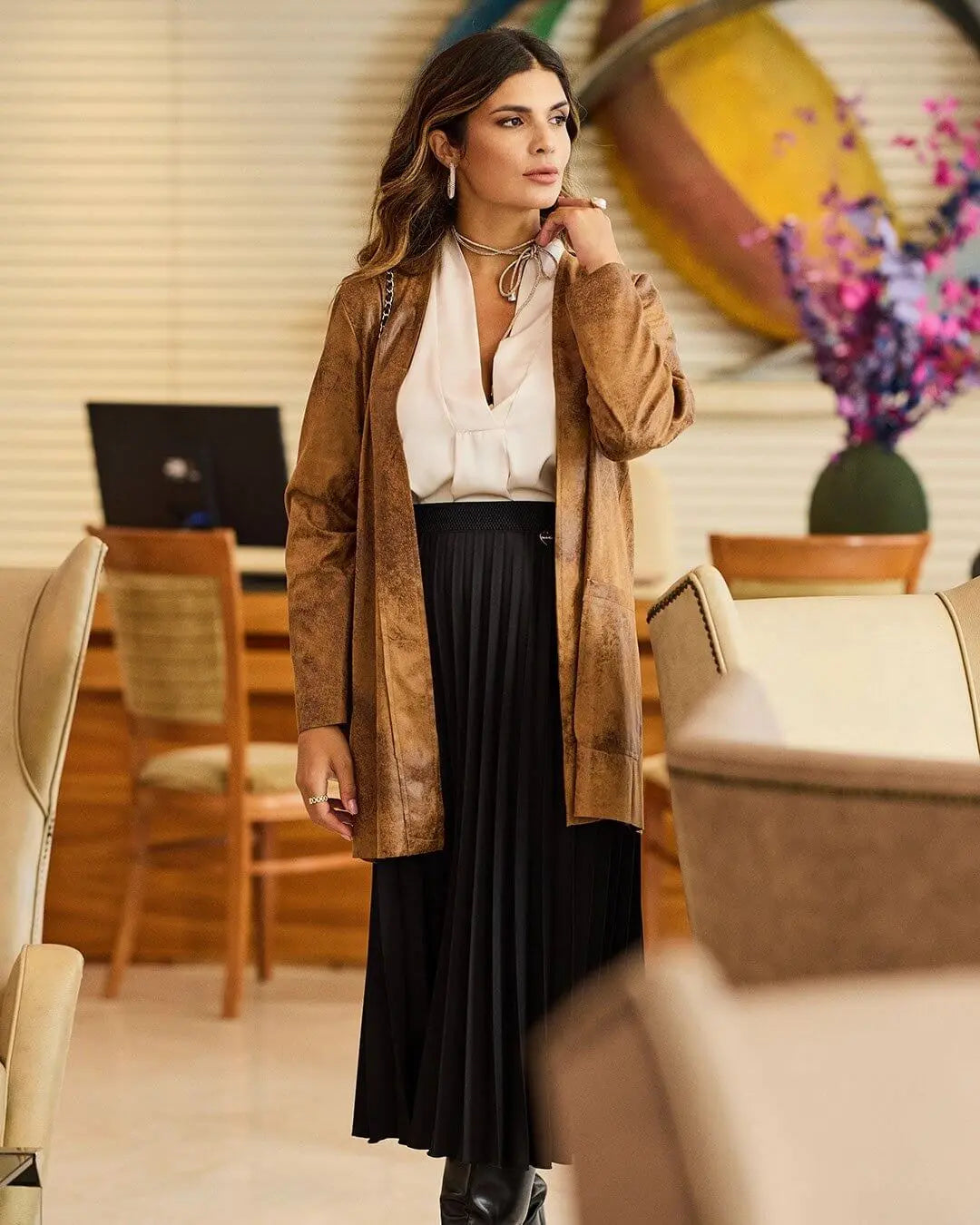 Blusa in raso a mezze maniche con scollo a V AVORIO DORABELLA