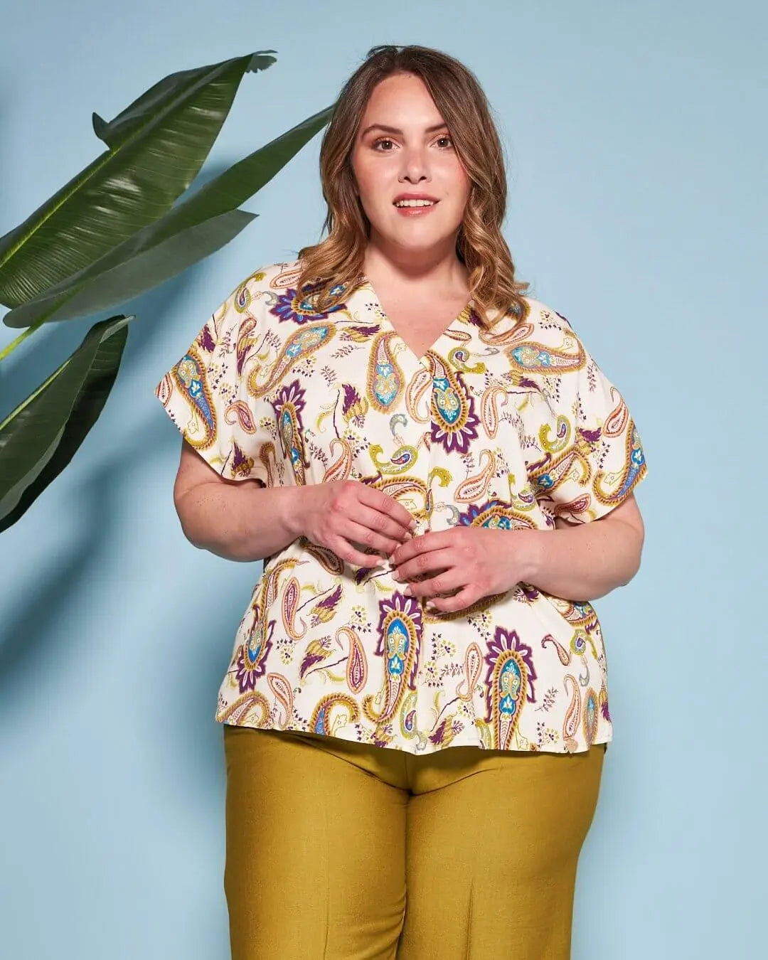 Blusa in viscosa in fantasia paisley con scollo a V PISTACCHIO DORABELLA PIU' 49