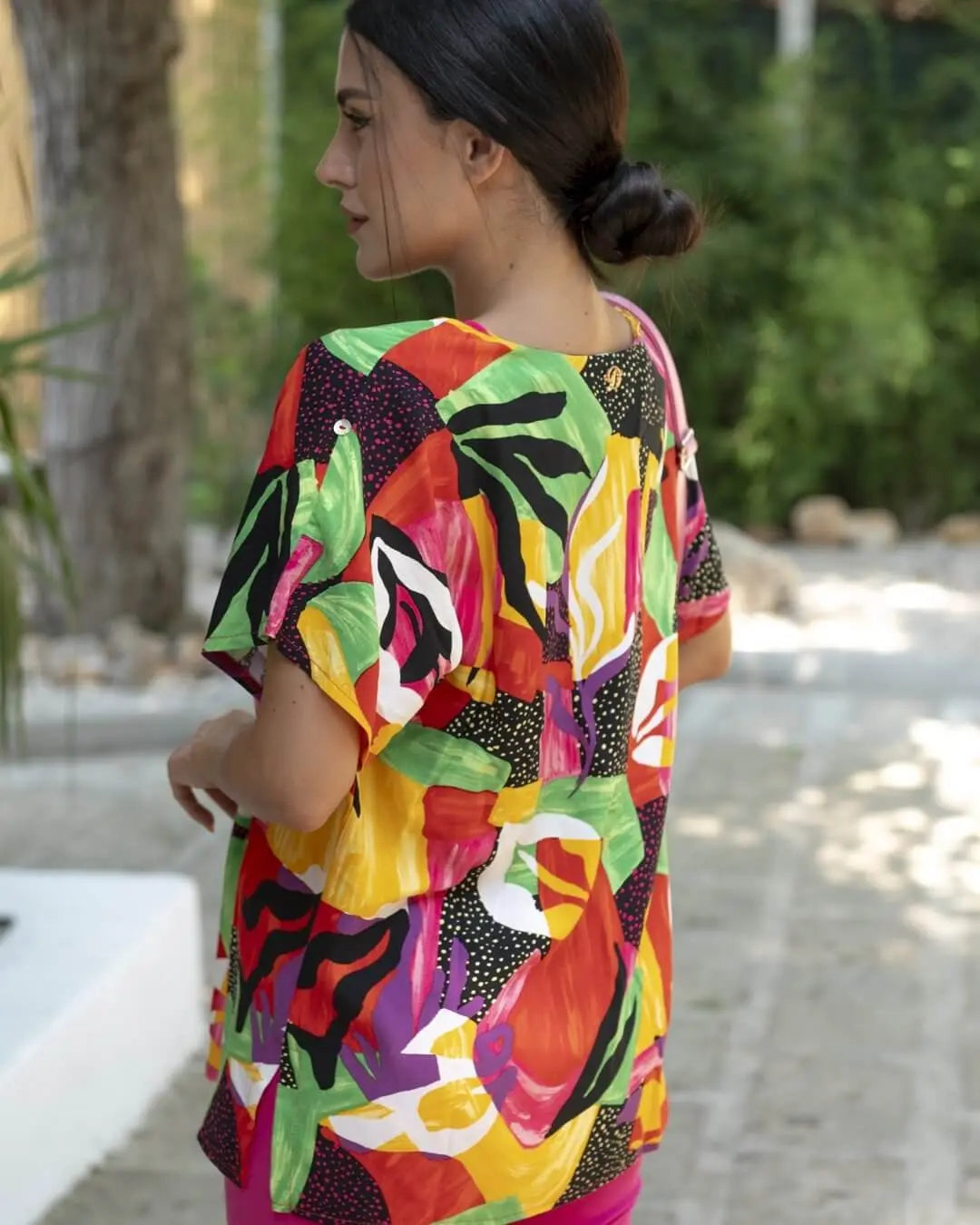 Blusa mezza manica in viscosa con fantasia corallo e spacchetti laterali CORALLO DORABELLA