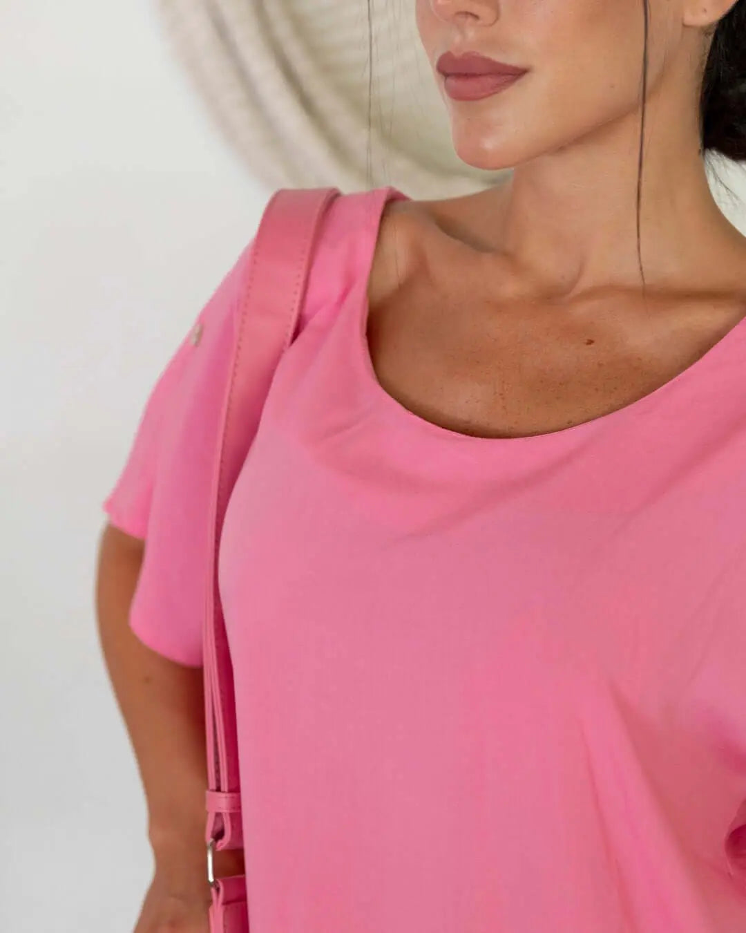 Blusa mezza manica in viscosa in tinta unita e spacchetti laterali ROSA DORABELLA