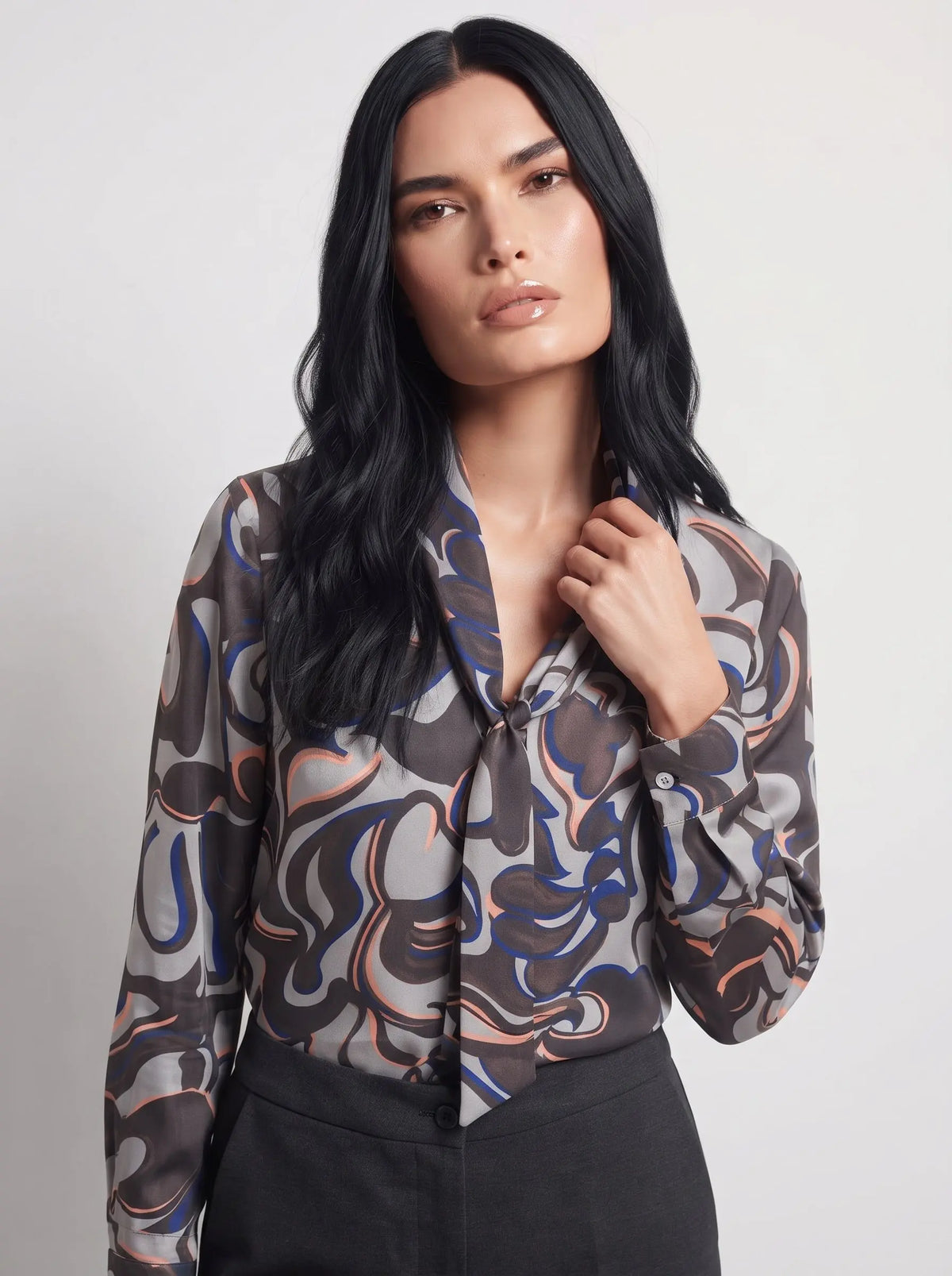 Blusa scollo a V DORABELLA