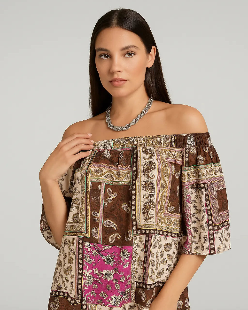 Blusa stampata con scollo omerale elasticizzato con balze DORABELLA