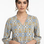 Blusa stampata scollo a "V" DORABELLA