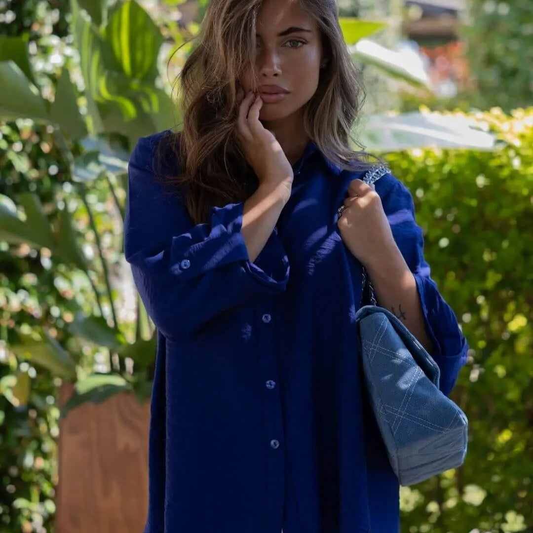 Camicia a maniche lunghe in tela di misto viscosa tinta unita con spacchi abbottonati e fondo asimme BLU DORABELLA XXXL