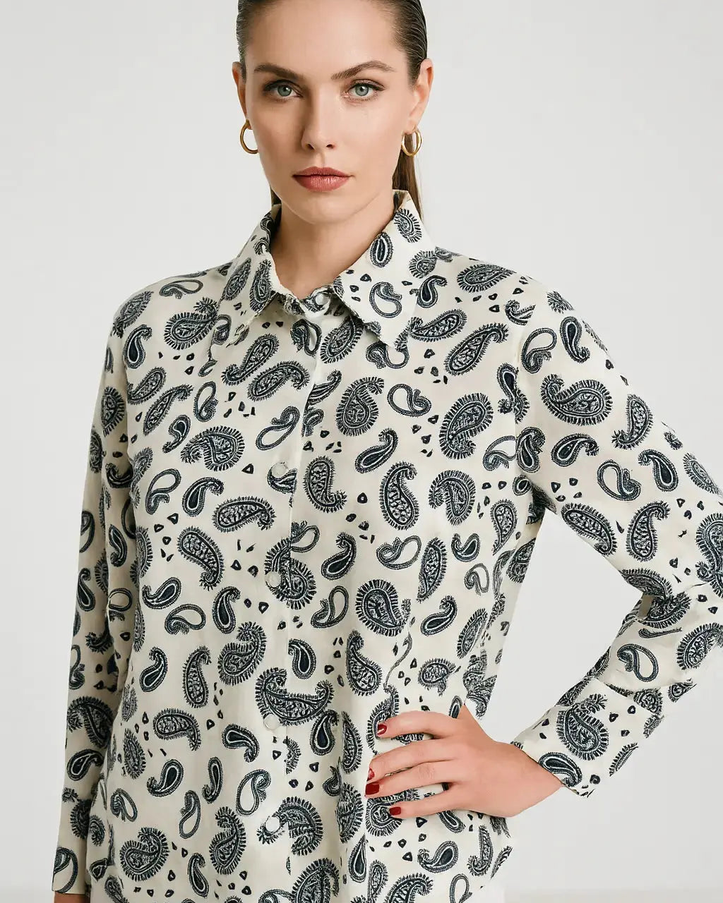 Camicia con colletto, a maniche lunghe con stampa all over DORABELLA