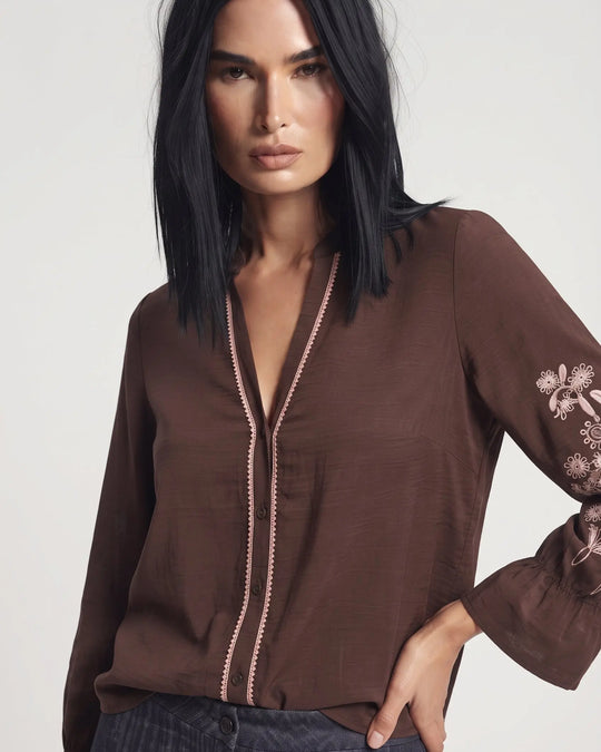 Camicia con ricamo DORABELLA