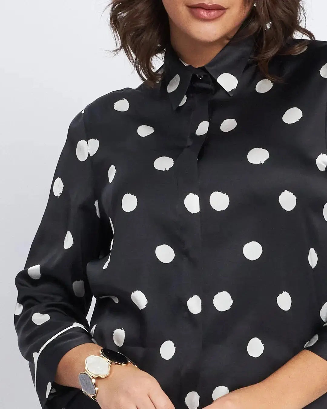 Camicia in raso di viscosa con stampa pois NERO DORABELLA