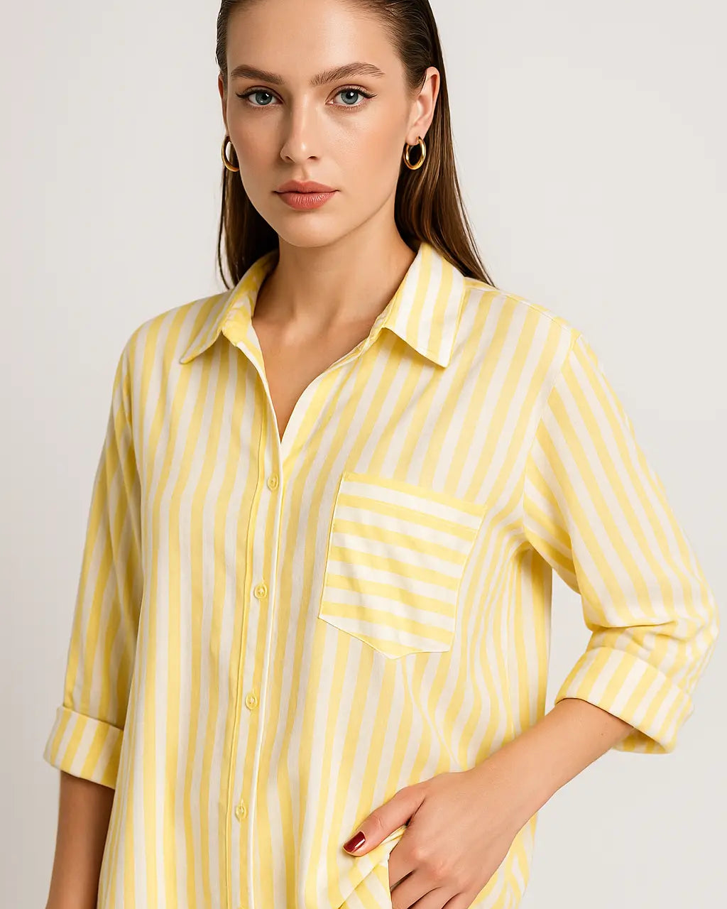 Camicia oversize con maniche lunghe risvoltate e taschino Unica by Dorabella