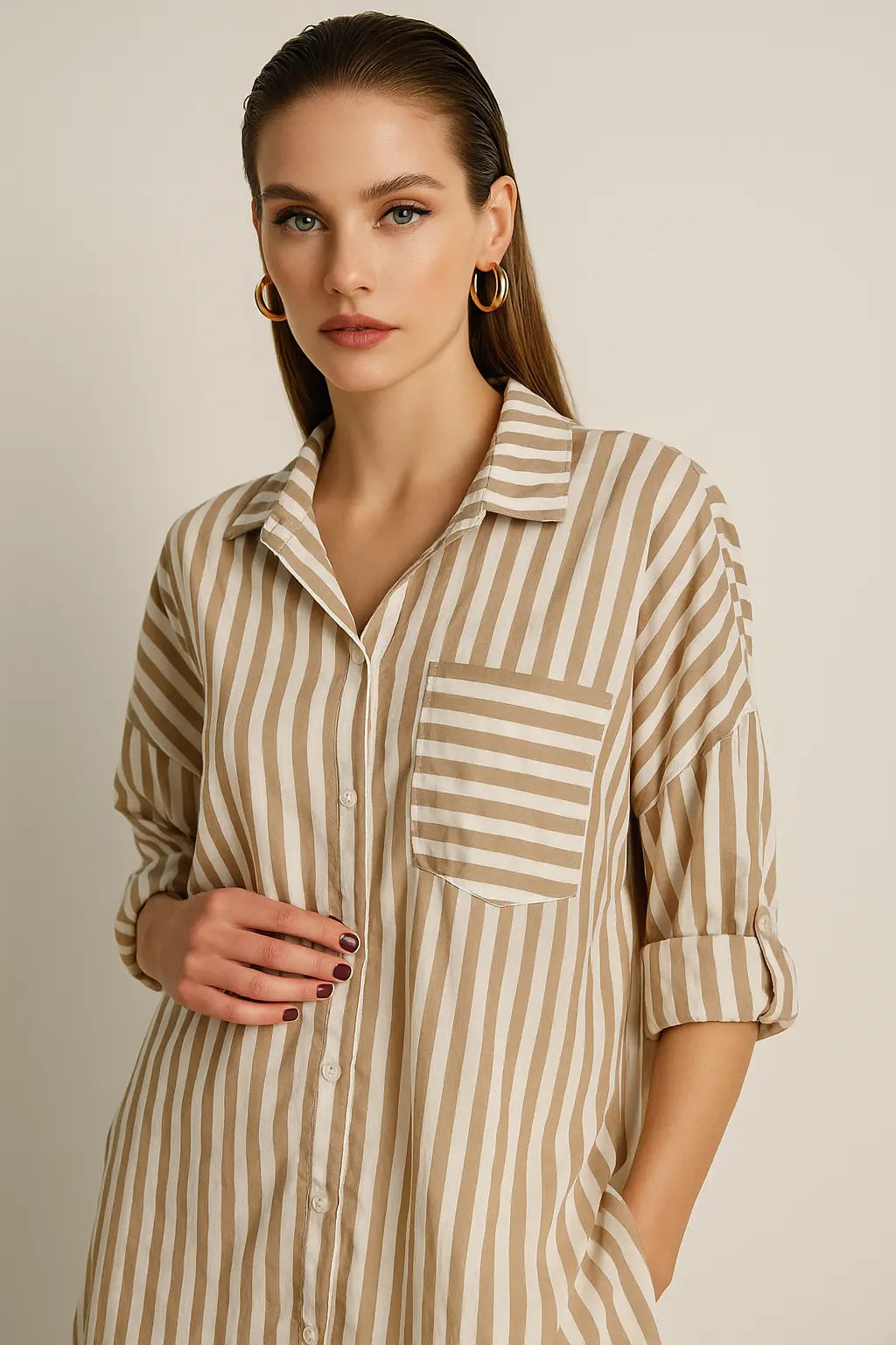 Camicia oversize con maniche lunghe risvoltate e taschino Unica by Dorabella