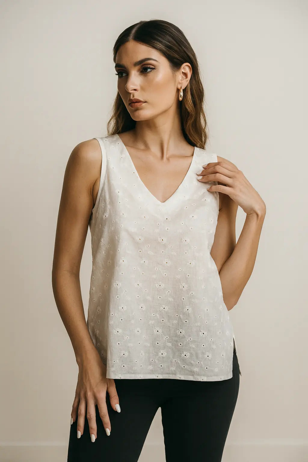 Canotta fantasia con scollo a "V" DORABELLA