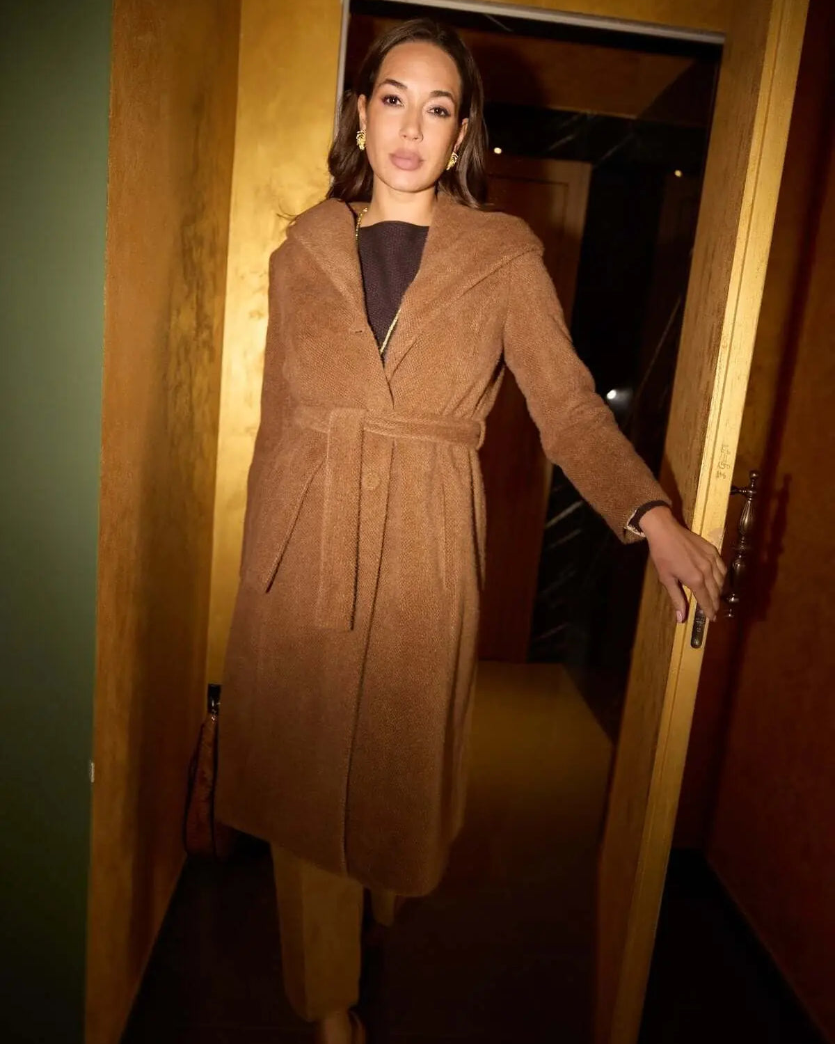 Cappotto a vestaglia con cintura e cappuccio MORO DORABELLA