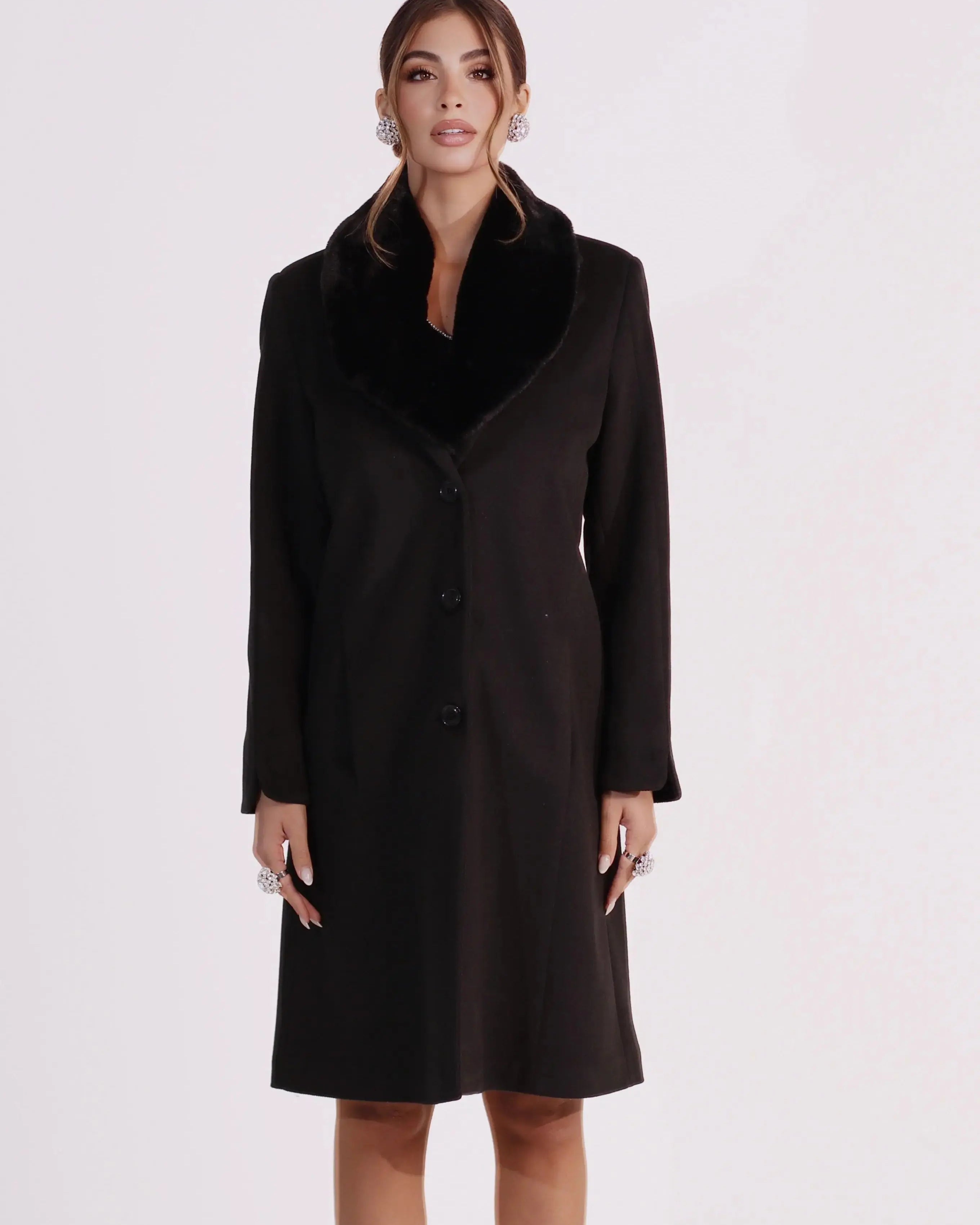 Cappotto lungo con collo in pelliccia DORABELLA