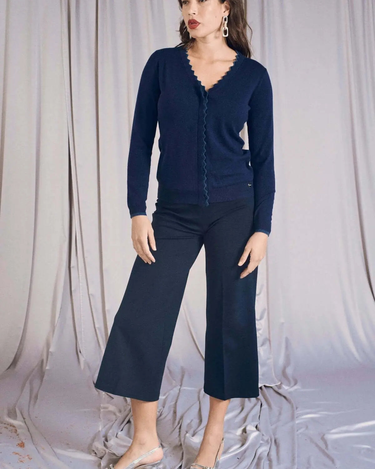 Cardigan con dettagli bicolor e orlo smerlato BLU DORABELLA