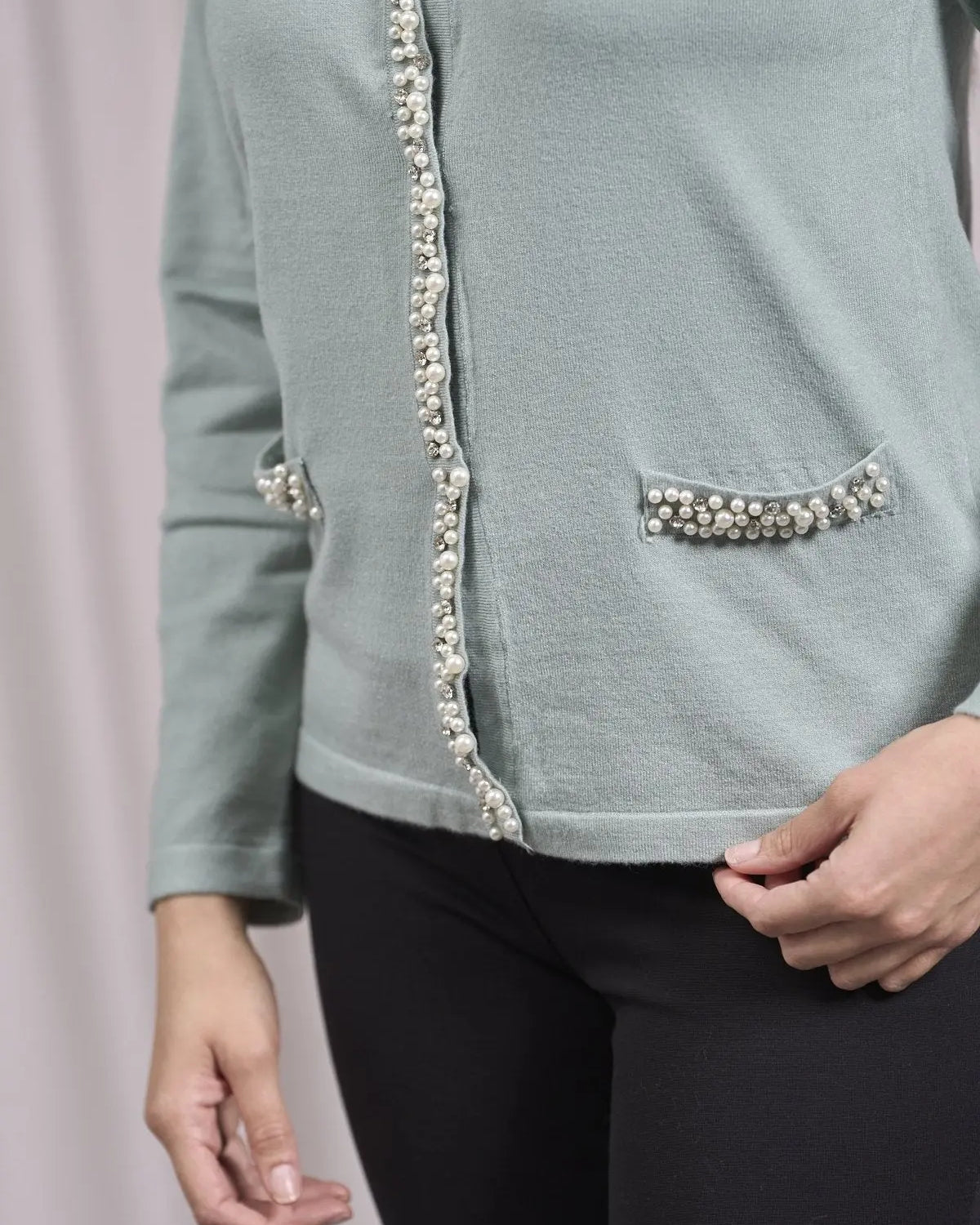 Cardigan con frisi e applicazioni di perle ACQUA DORABELLA