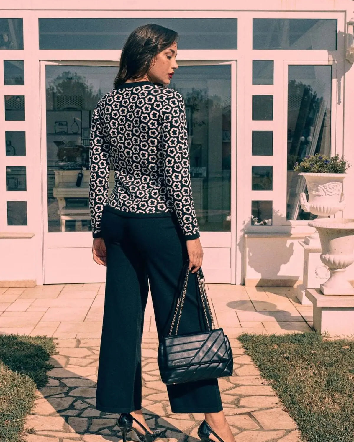 Cardigan con motivo grafico all over, bottoni e inserti a tinta unita NERO DORABELLA