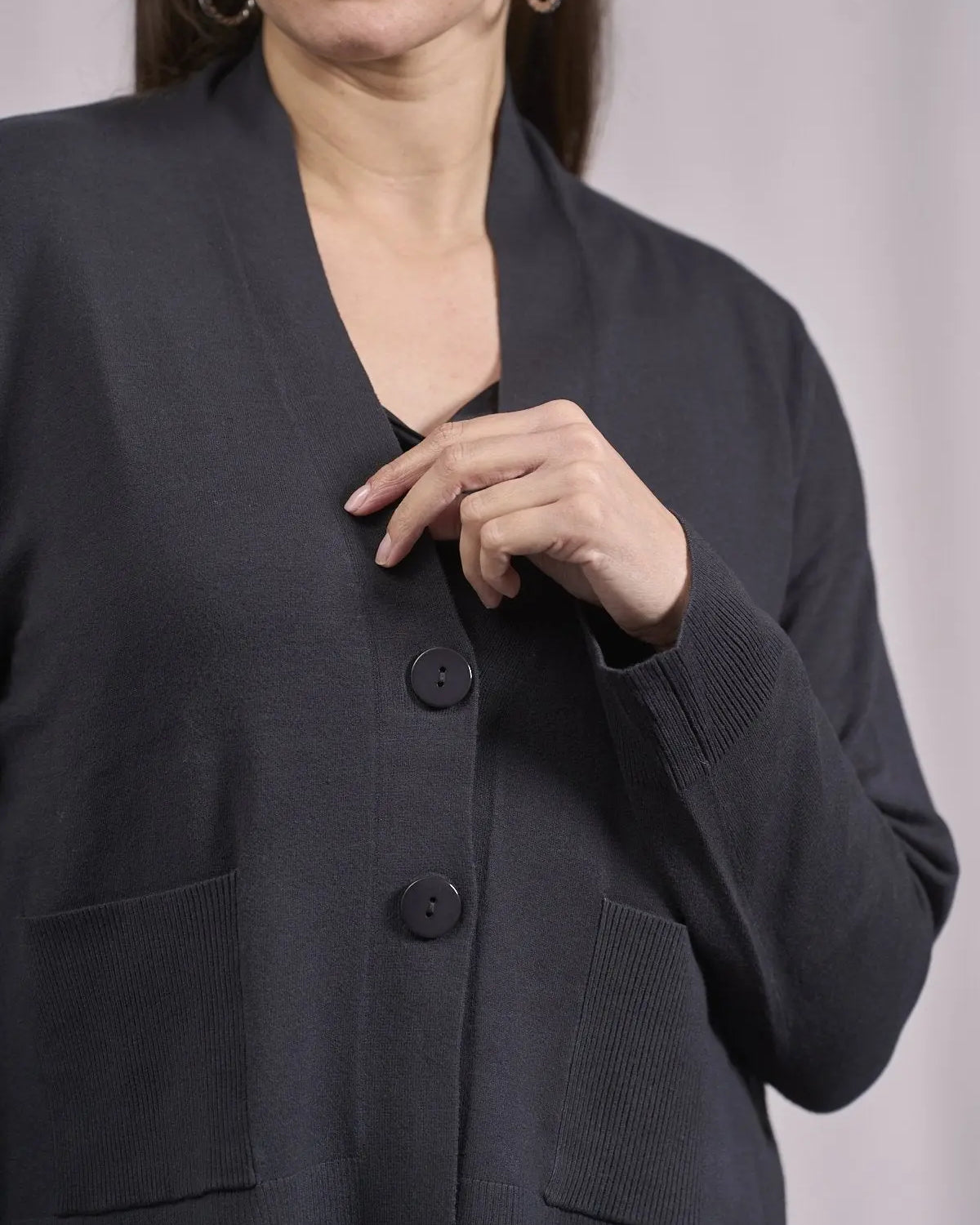 Cardigan con scollo a V e bottoni ANTRACITE IRONICA