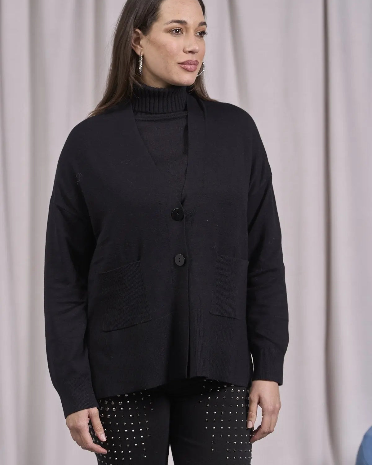 Cardigan con scollo a V e bottoni NERO IRONICA