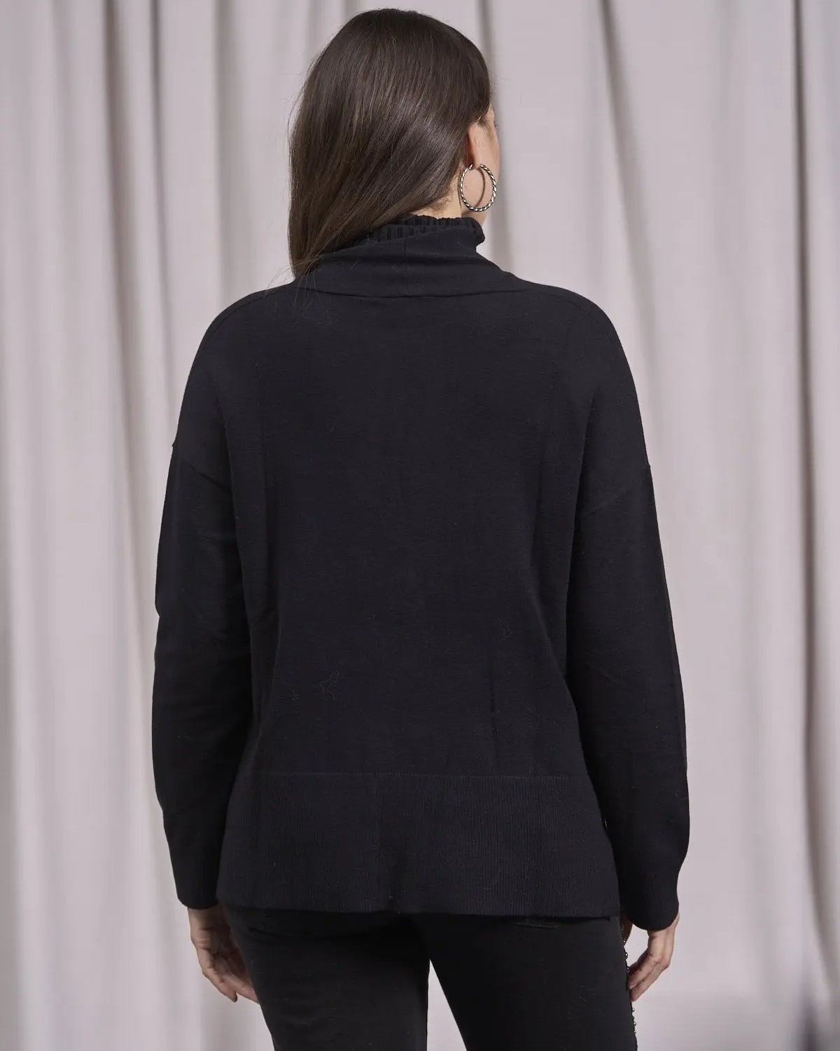 Cardigan con scollo a V e bottoni NERO IRONICA