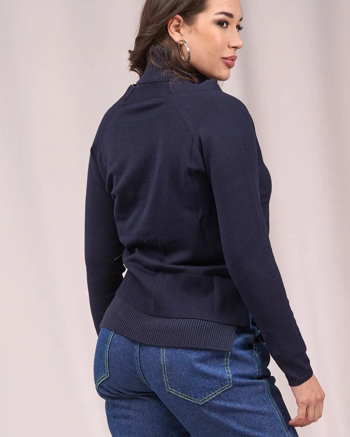 Cardigan cropped con bottone gioiello BLU IRONICA