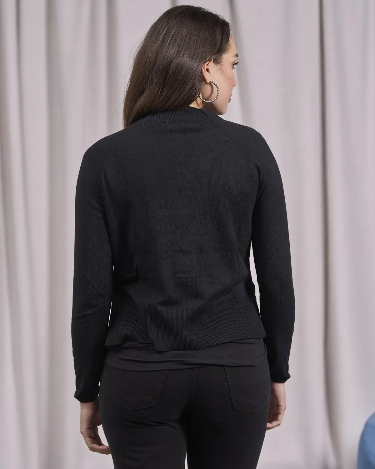 Cardigan cropped con bottone gioiello NERO IRONICA