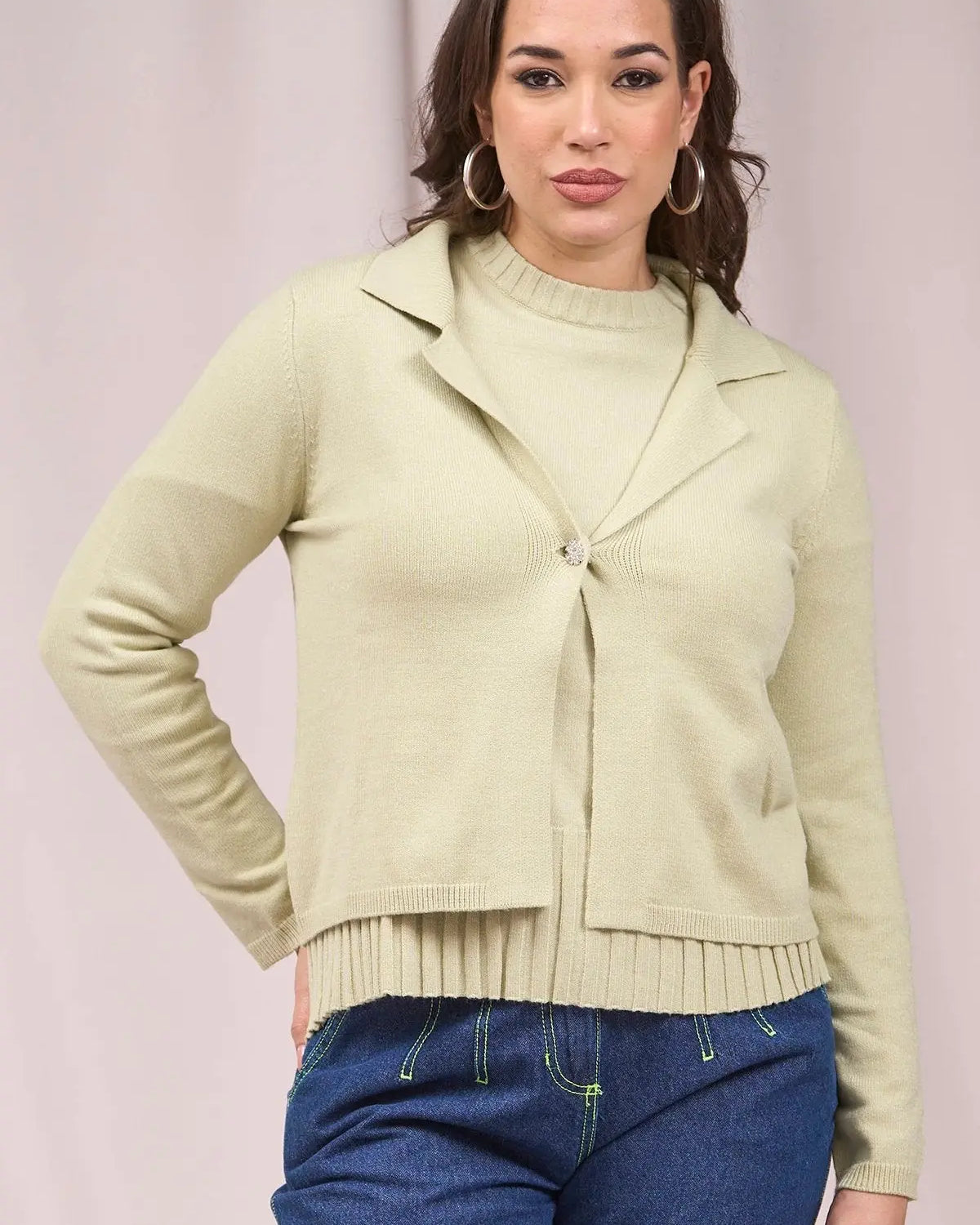 Cardigan cropped con collo, rever e bottone VERDE IRONICA