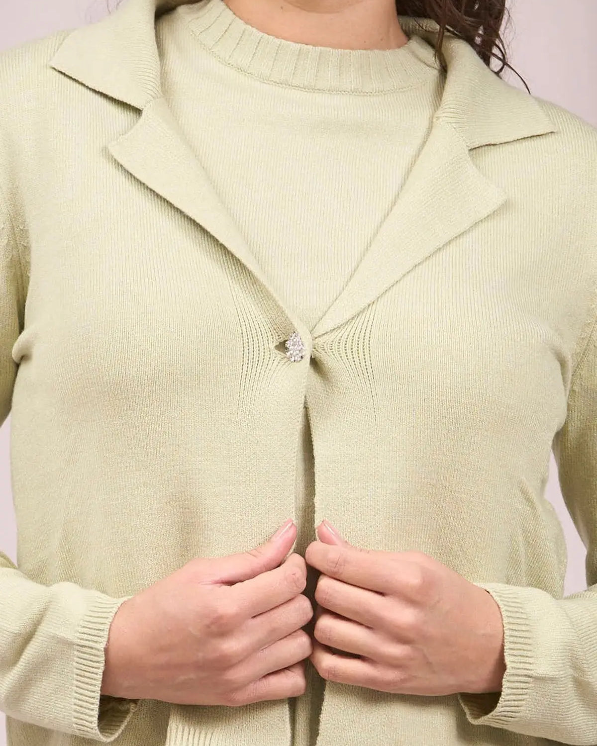 Cardigan cropped con collo, rever e bottone VERDE IRONICA